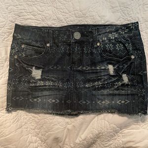 Almost Famous denim skirt size 5